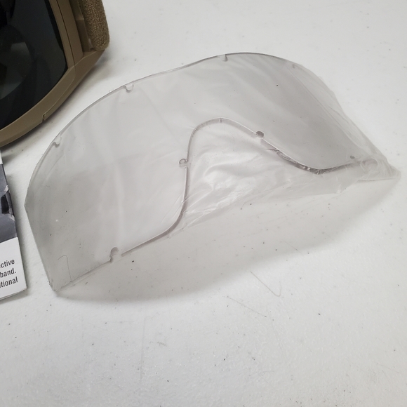 Revision Desert Locust US Military goggles - Picture 4 of 8